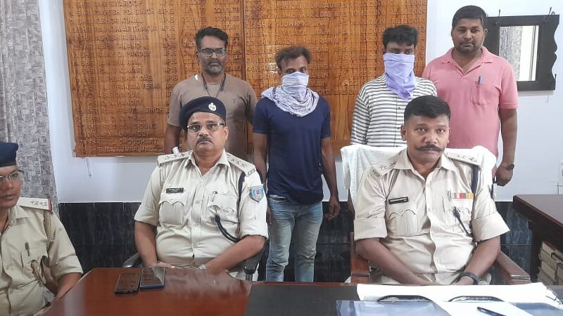 देसी कट्टा के साथ पुलिस ने एक को दबोचा